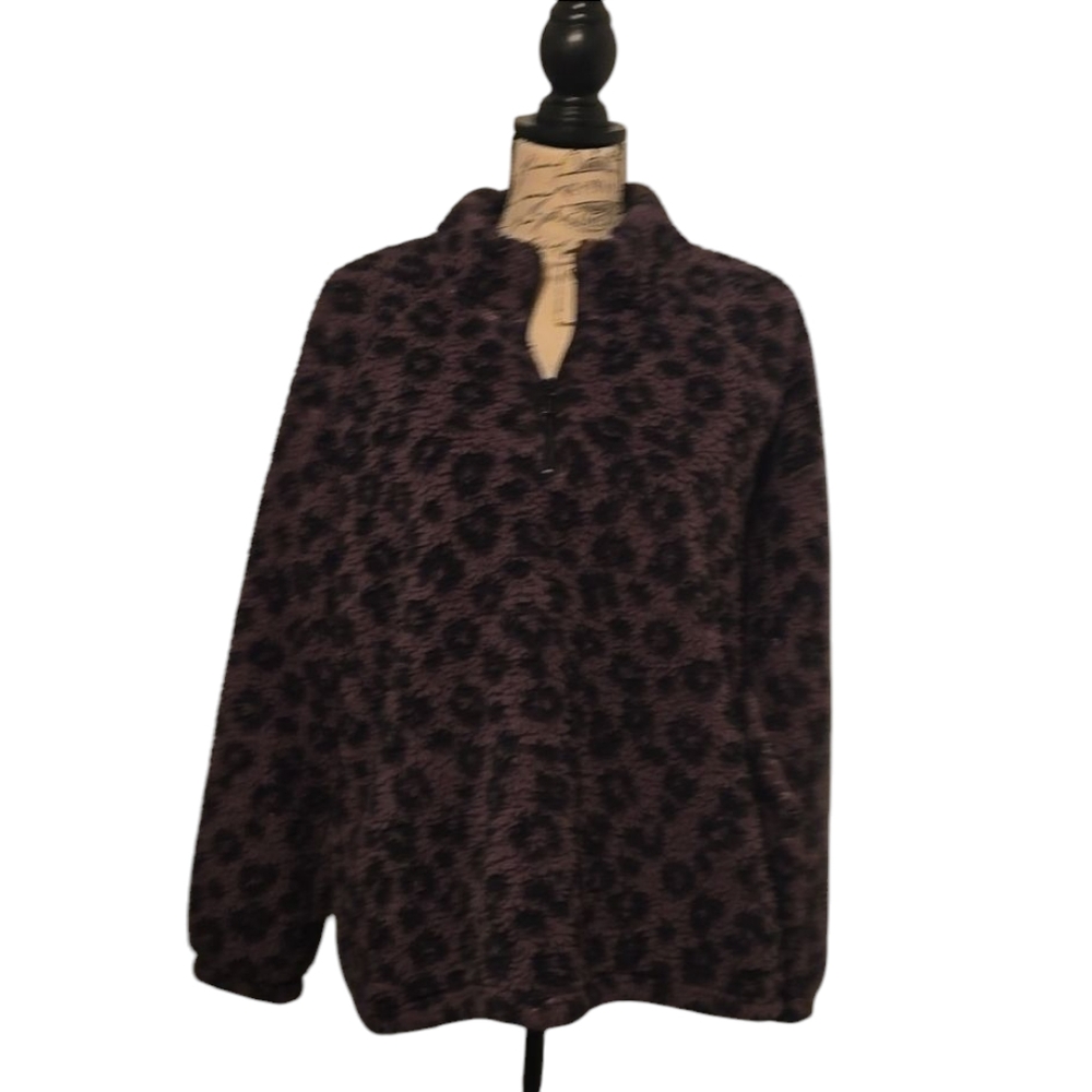 Dittos Women's Leopard Print Quarter Zipper Fleece Pull Over Size Medium.